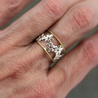 Daisy Ring