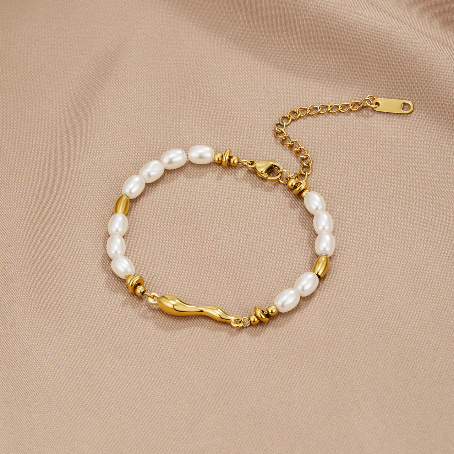 Golden Pearl Elegance Bracelet